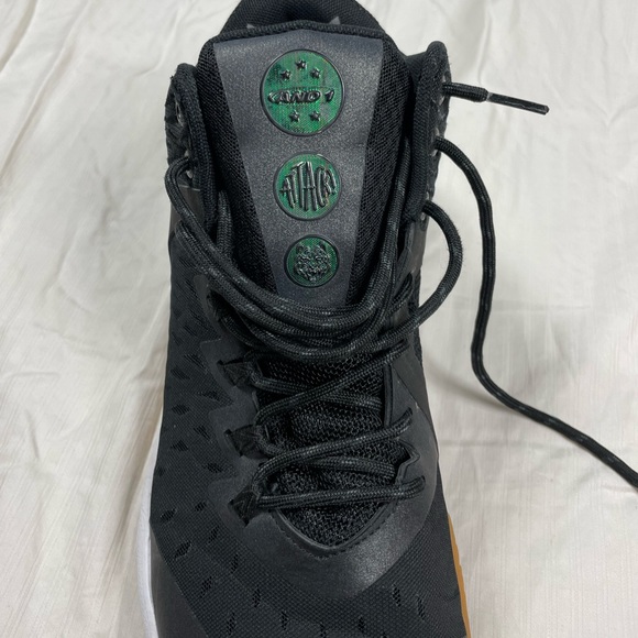 🧡EUC🧡AND 1 Attack Mid Basketball Shoes Black Junebug Gum Size 13 D3009MBZT - Picture 4 of 16